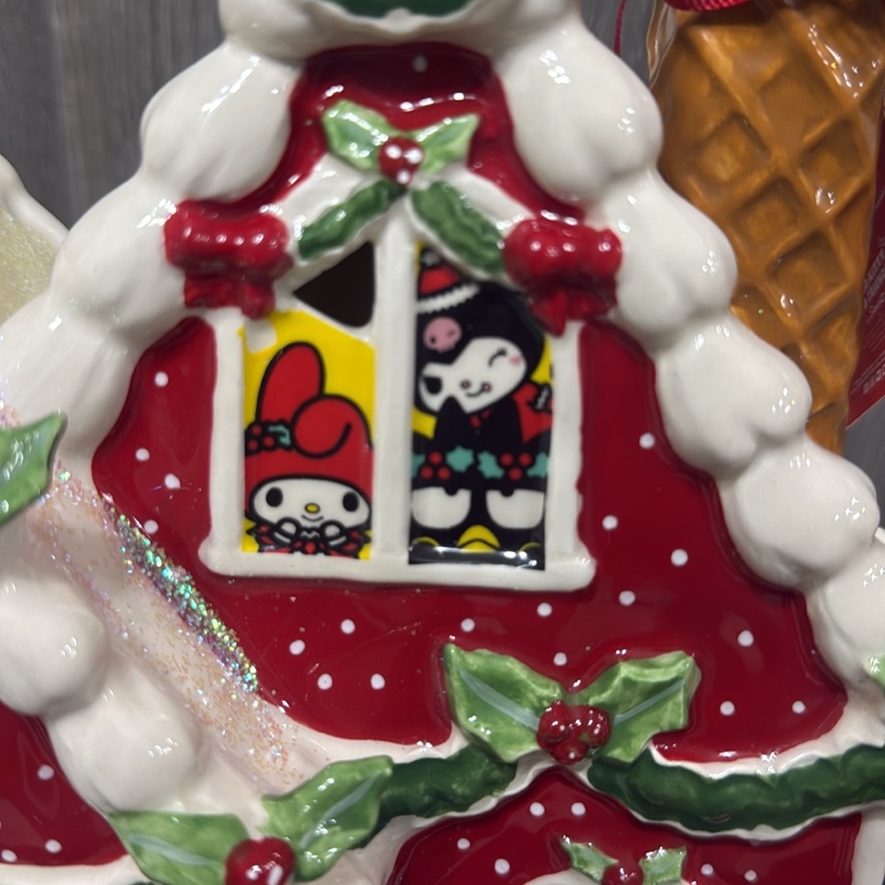 Blue Sky Clayworks Hello Kitty & Friends Red Christmas Gingerbread Candle House - Picture 4 of 14